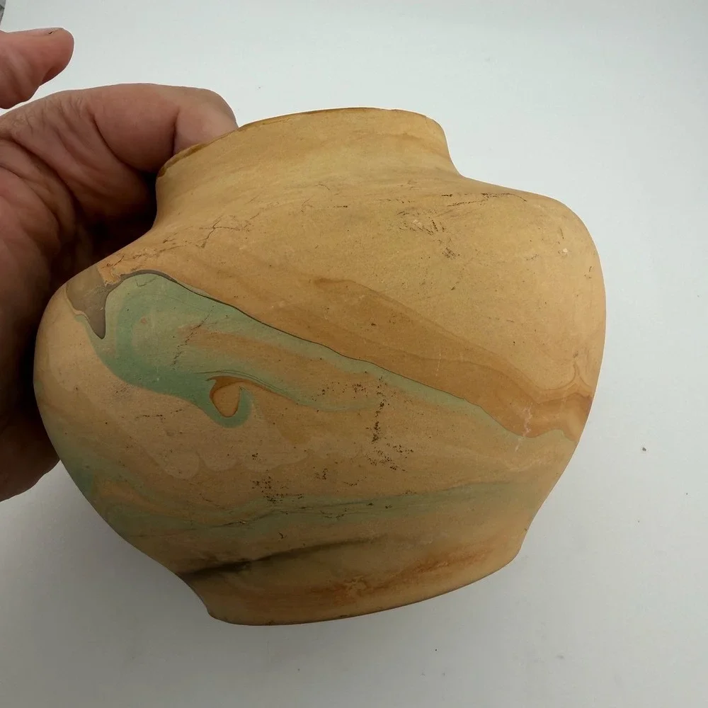 Nemadji Pottery Vase Medium Multicolor Excellent Marbled Swirl Clay 127